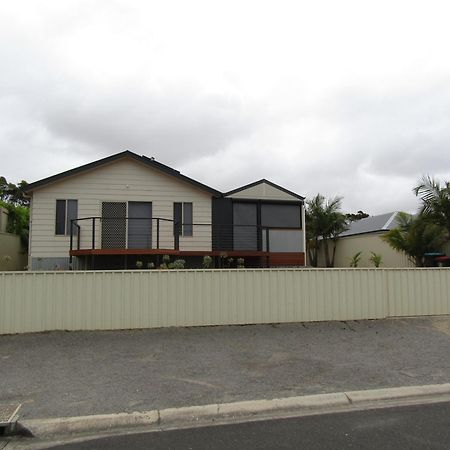 The Shack At Vincent Villa Port Vincent Exterior photo